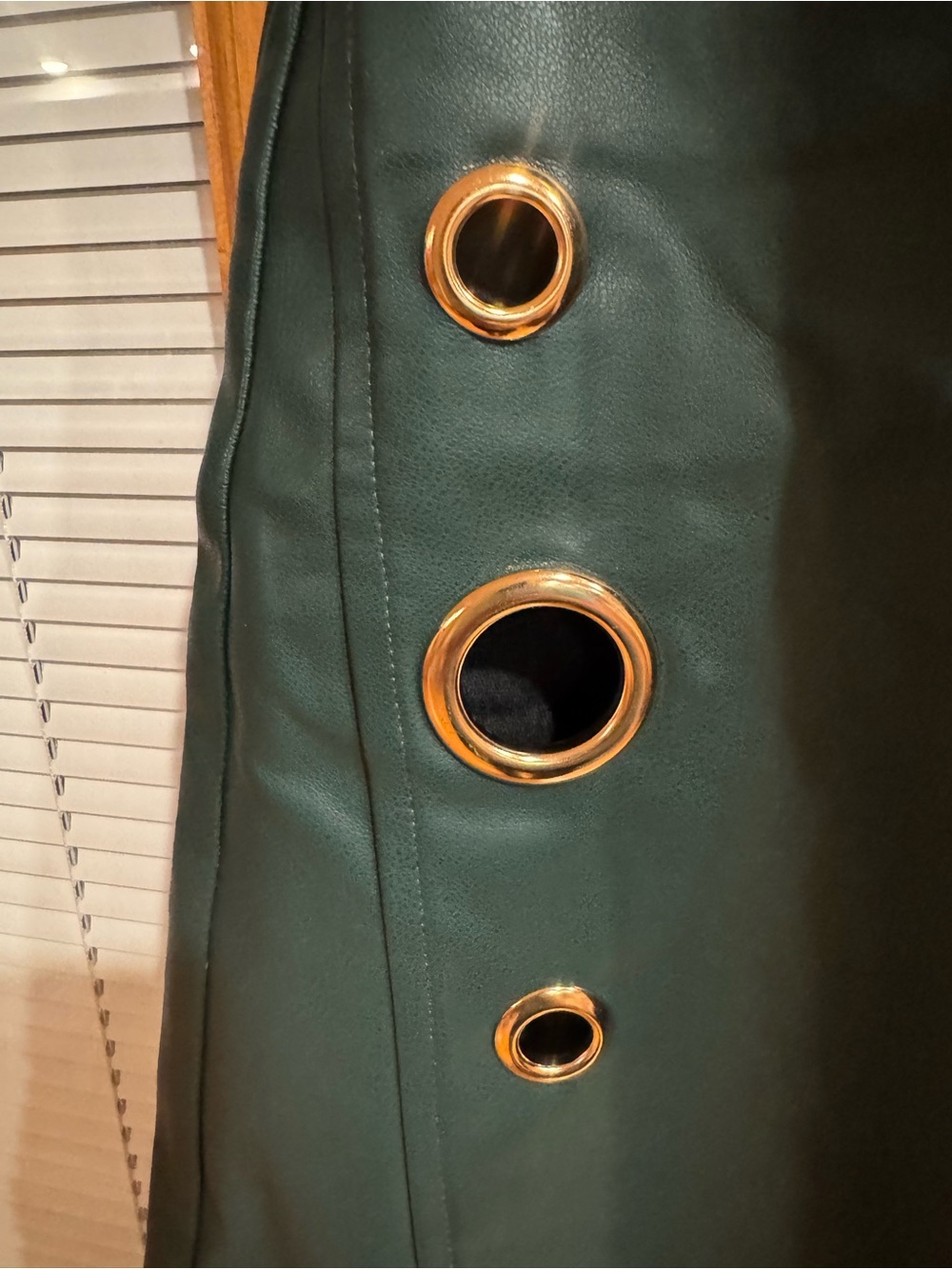 Faux Leather Dark Green Zipper Hollow Out Ring Trousers. Women’s size M - Picture 3 of 6